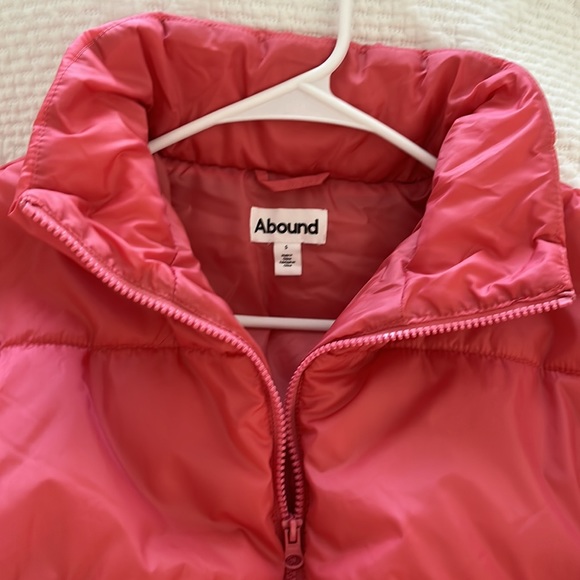 Abound puffer jacket - Picture 2 of 10